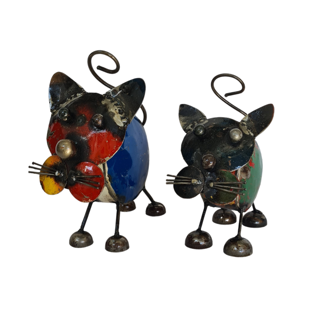 Metal cats set of 2, 18 &amp; 20 cm