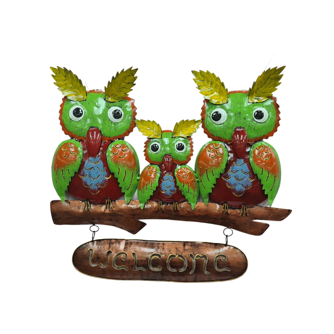 Owl family &quot;welcome&quot; metal art green