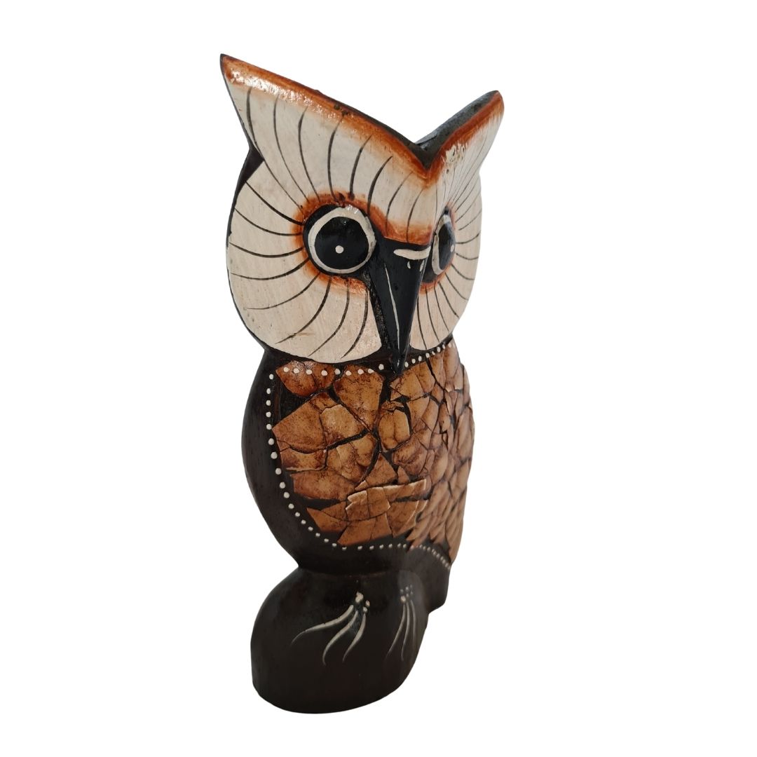 Owl carving 20cm brown patterned chest